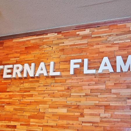 Bed and Breakfast Eternal Flame Хакуба Екстер'єр фото