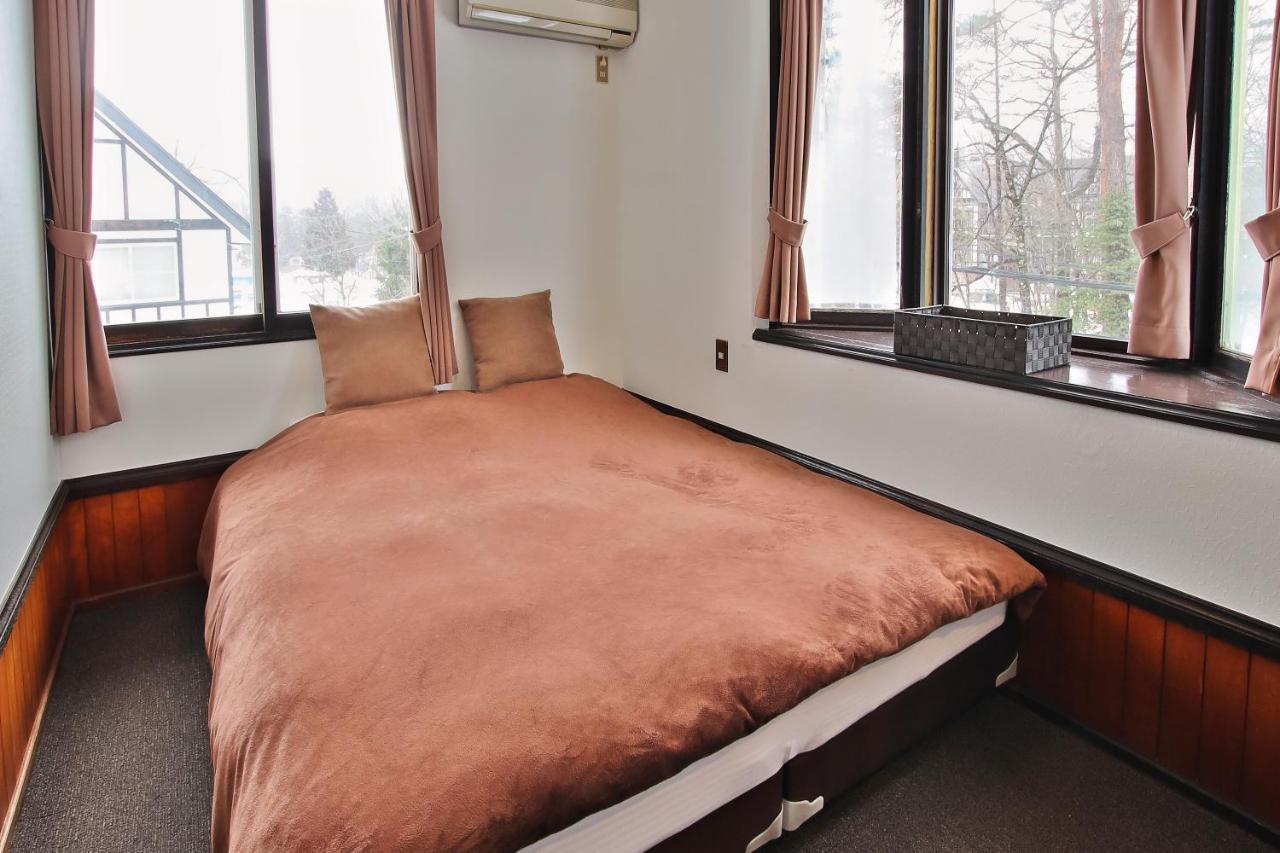 Bed and Breakfast Eternal Flame Хакуба Екстер'єр фото